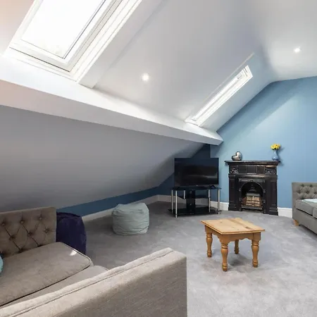 Host & - Chatsworth Townhouse I كارلايل