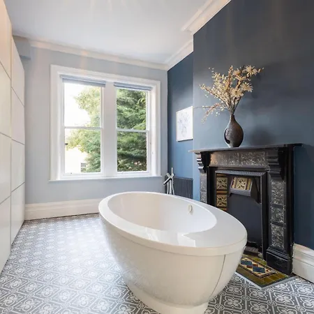 Host & - Chatsworth Townhouse I * Carlisle (Cumbria)