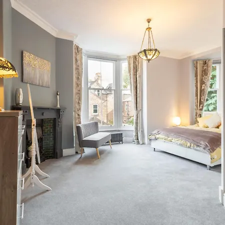 Host & - Chatsworth Townhouse I * كارلايل